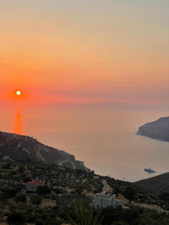 Πύργος Παραδοσιακός Με Μαγευτική Θέα - Villa Traditional Tower With Amazing Sea View Ареополис Екстериор снимка